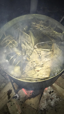 Cuisson gâteaux de riz pour le nouvel an - Têt.